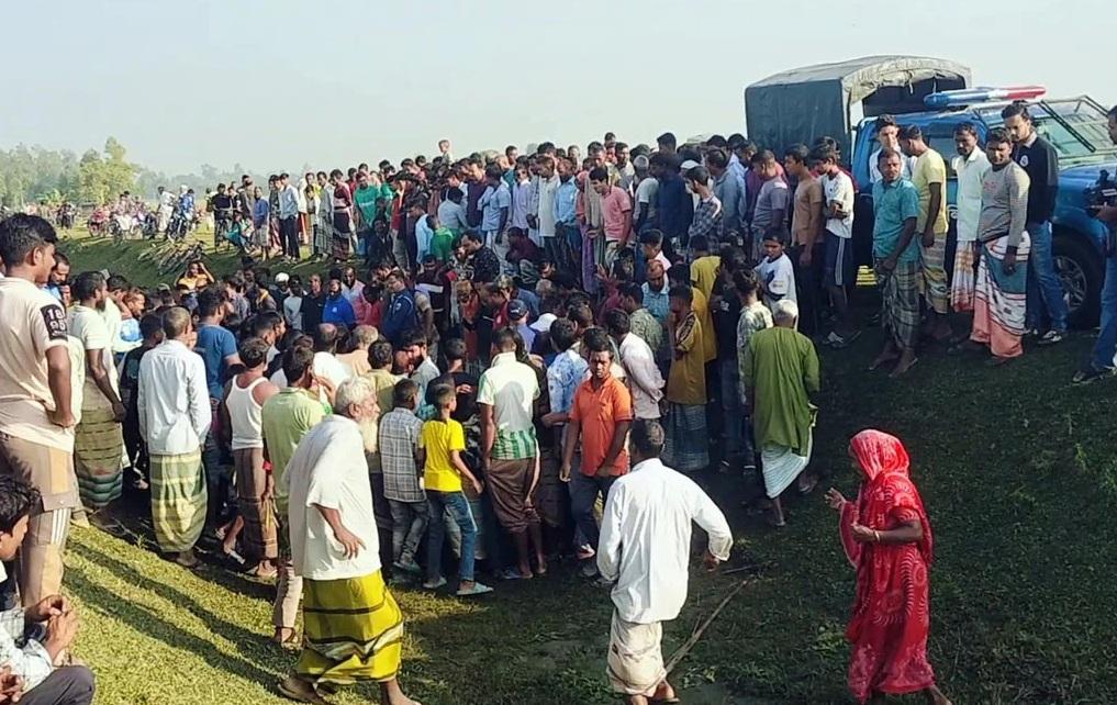 সংযুক্ত ছবি